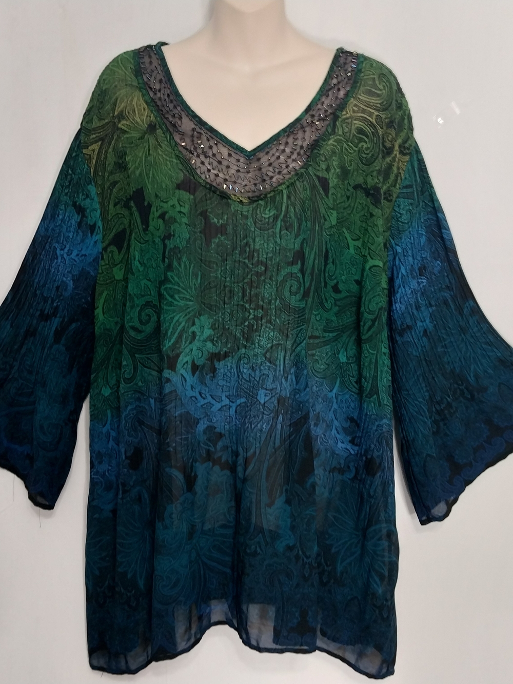 🔵BOGO FREE🔵 Avenue Top Boho Paisley Pleated Beaded Neckline Sz 26/28